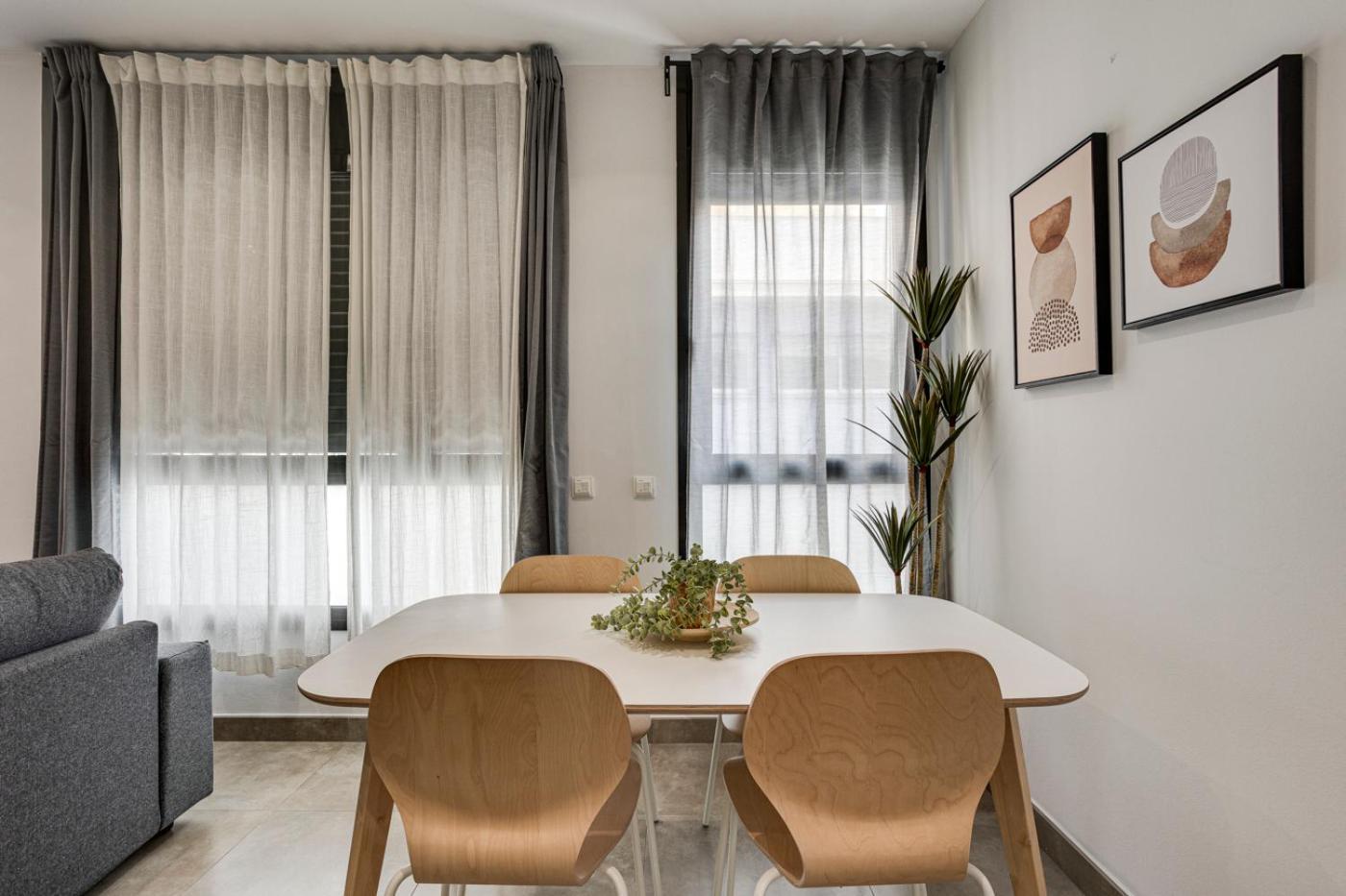 Urban Flats Vallirana Barcelone